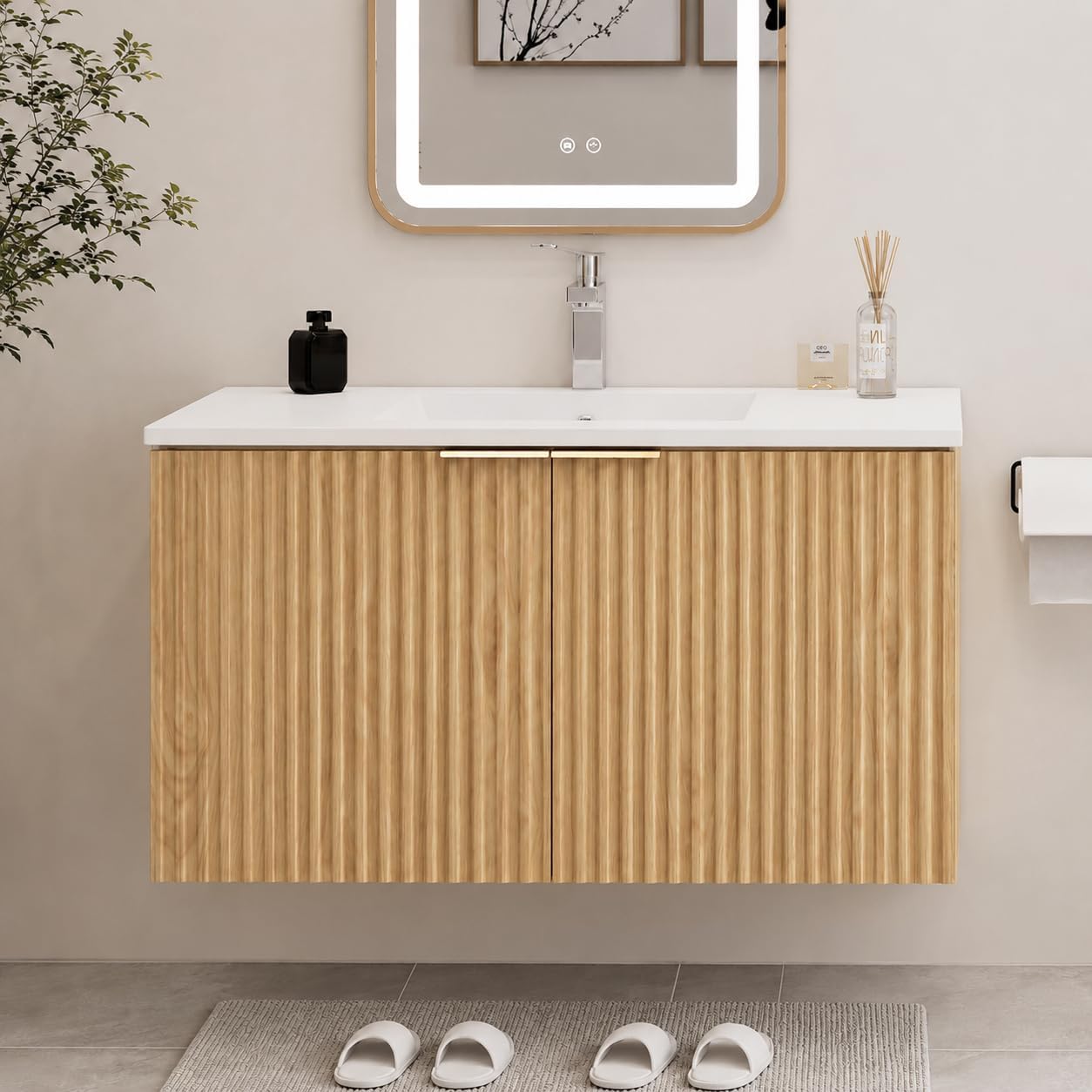 Home Design Bathroom - ตู้ห้องน้ำแบบลอยตัวทันสมัยพร้อมบานประตูลายคลื่น ตู้เก็บของติดผนัง บานพับปิดแบบนุ่มนวล อ่างเซรามิก พร้อมที่จัดเก็บ สำหรับห้องน้ำในบ้าน